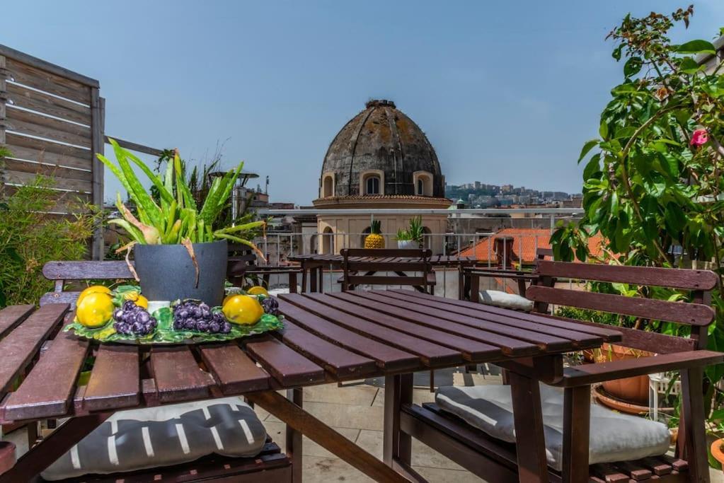 Naples In The History 4M Bed & Breakfast Exterior foto