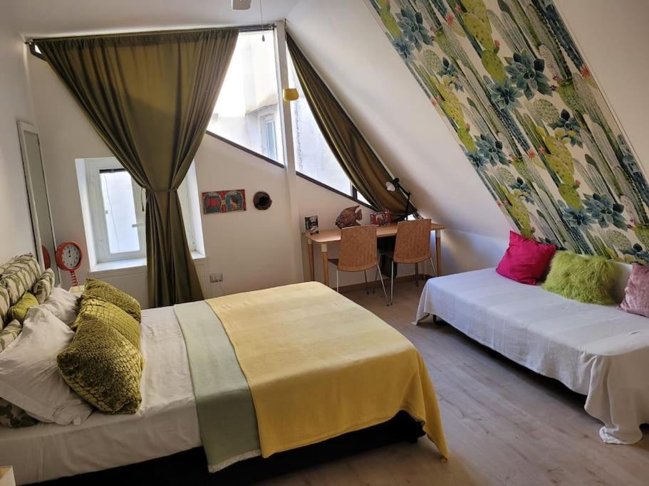 Naples In The History 4M Bed & Breakfast Exterior foto