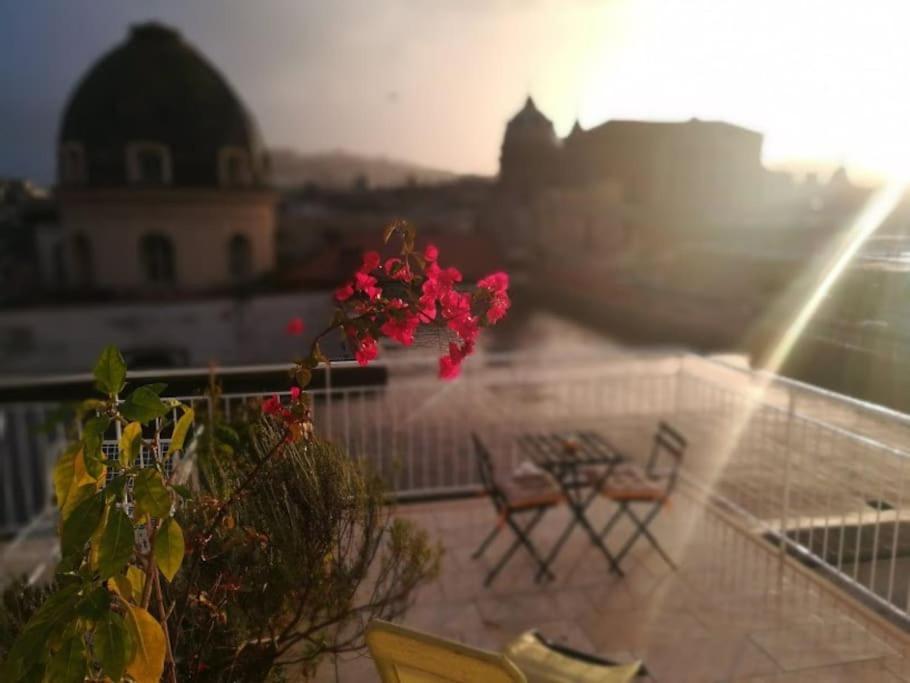 Naples In The History 4M Bed & Breakfast Exterior foto